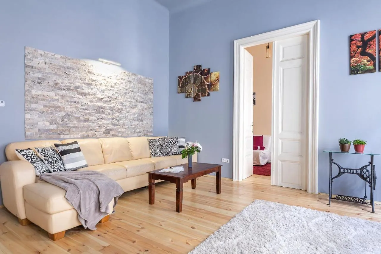 Trendy Grand Boulevard Designer Home contacts